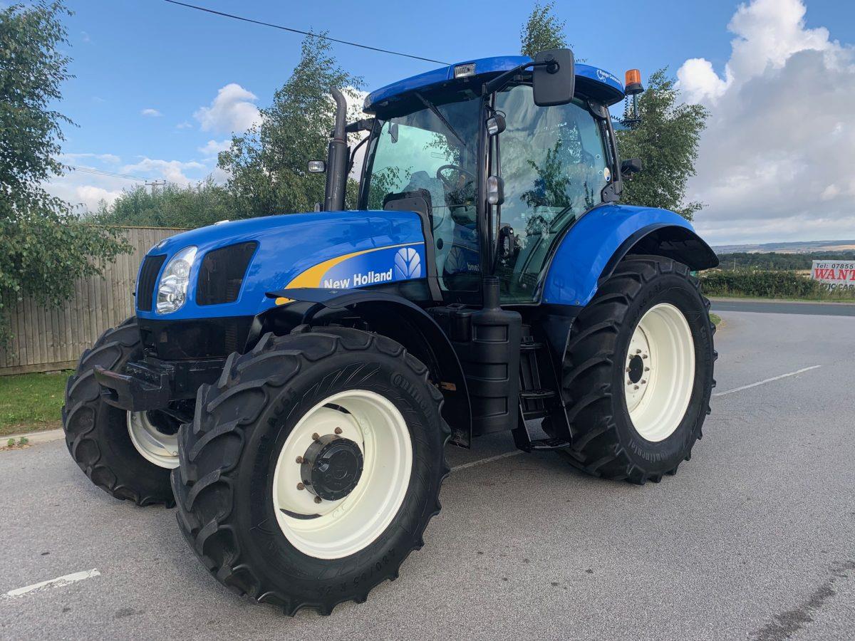2010 NEW HOLLAND T6070