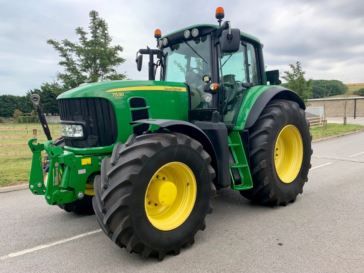2012 JOHN DEERE 7530 PREMIUM